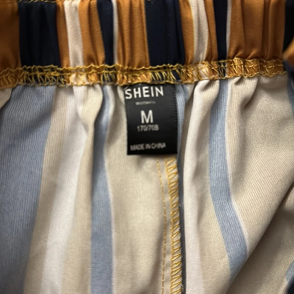 SHEIN Striped Paper Bag Shorts - Picture 2 of 2